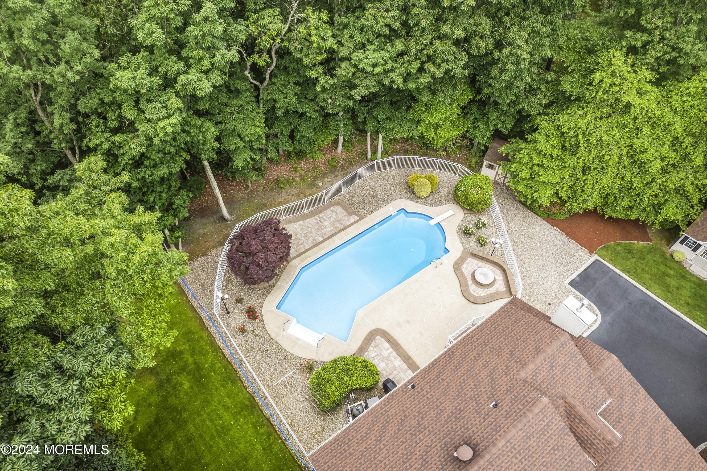 280 East Bird Village Road Jackson, NJ 08527 - Photo 18 of 69 Back 3