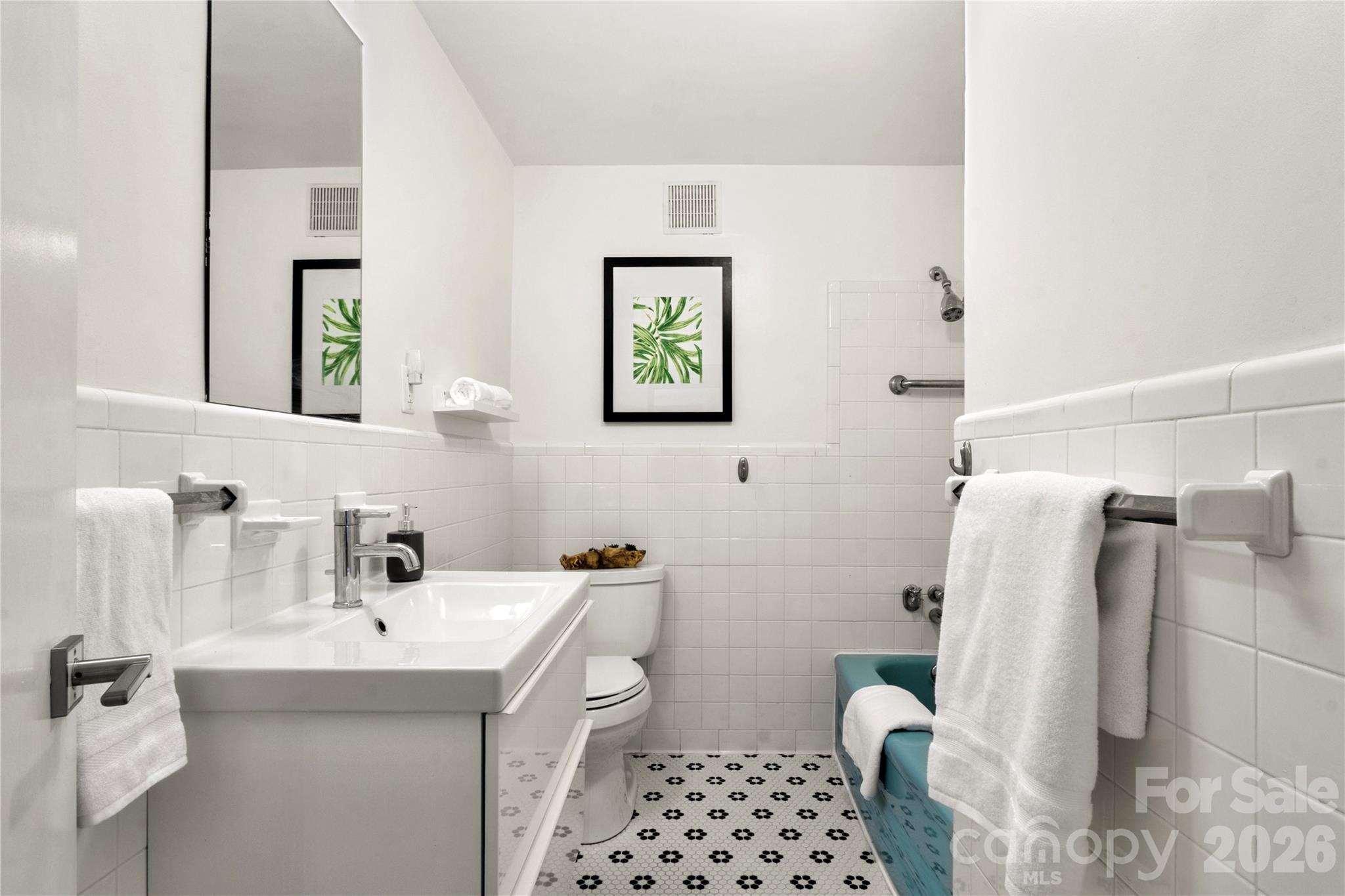 1300 Queens Road, Unit 309 Charlotte, NC 28207 - Photo 19 of 29