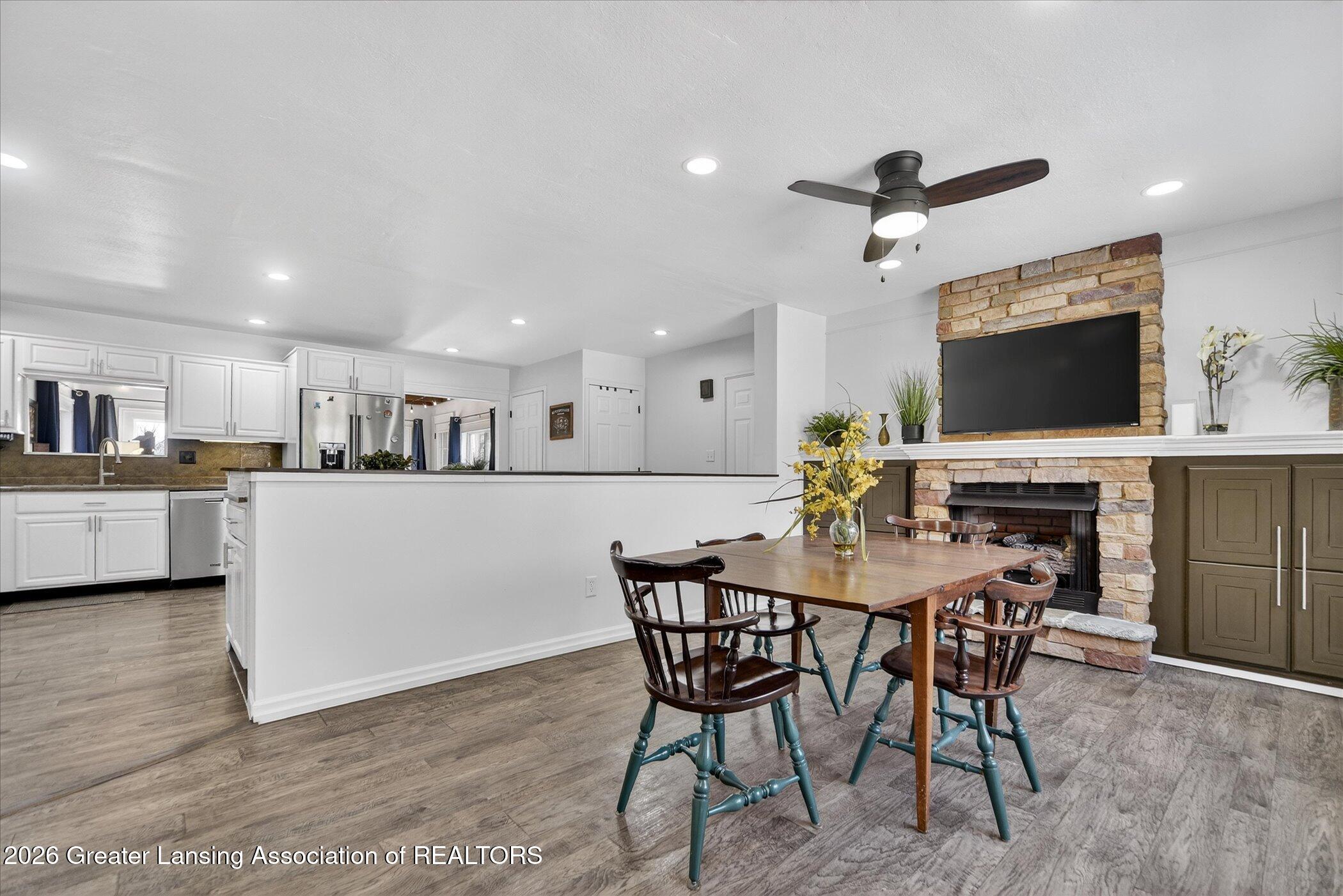 4027 Franklin Road Jackson, MI 49203 - Photo 11 of 48 07-4027-Franklin-Rd-Jackson-MI-49203-Win