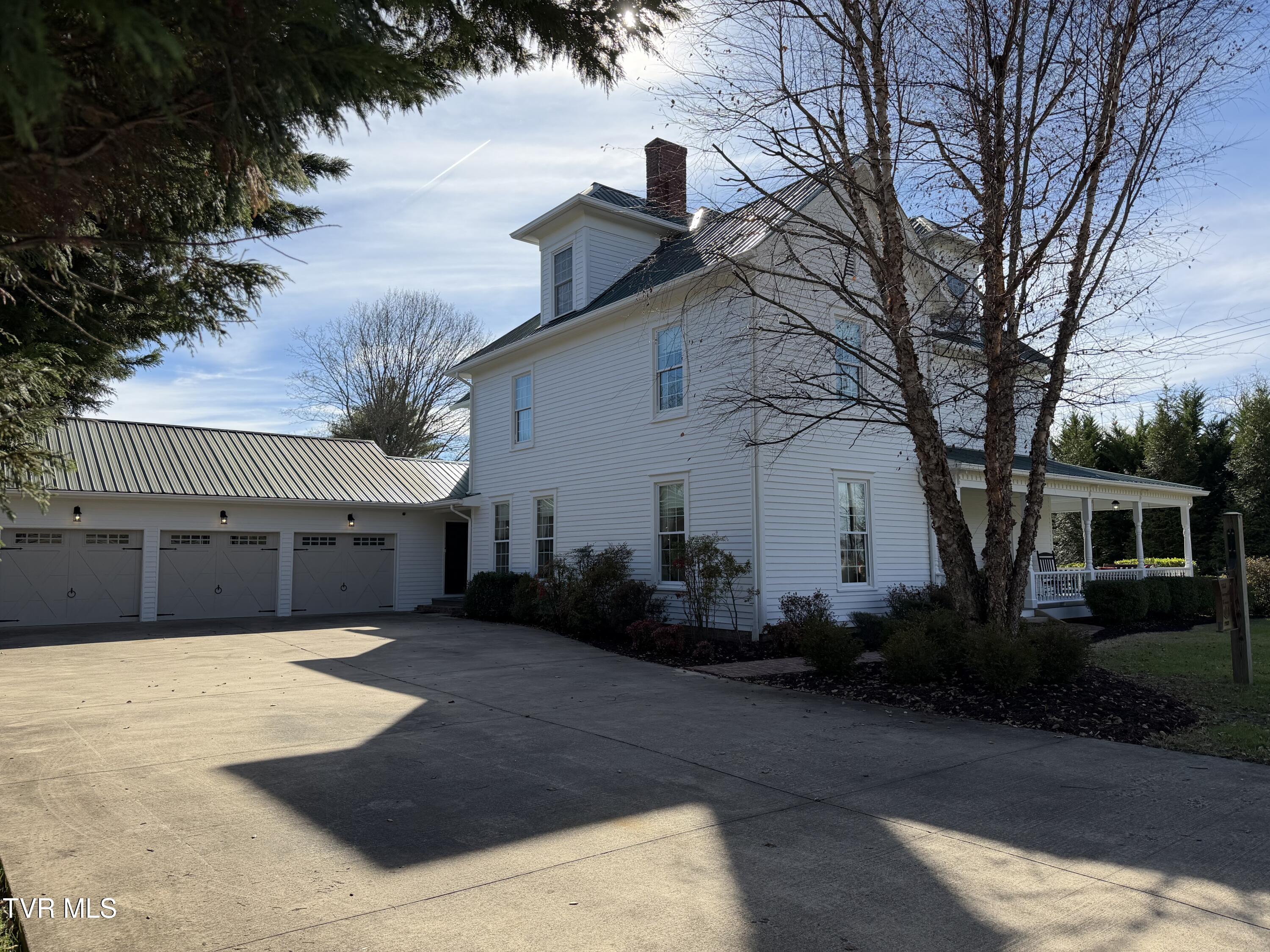 208 Main Street Piney Flats, TN 37686 - Photo 12 of 81 IMG_0425 2