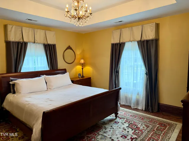 $668,000 | 208 Main Street, Piney Flats, TN 37686