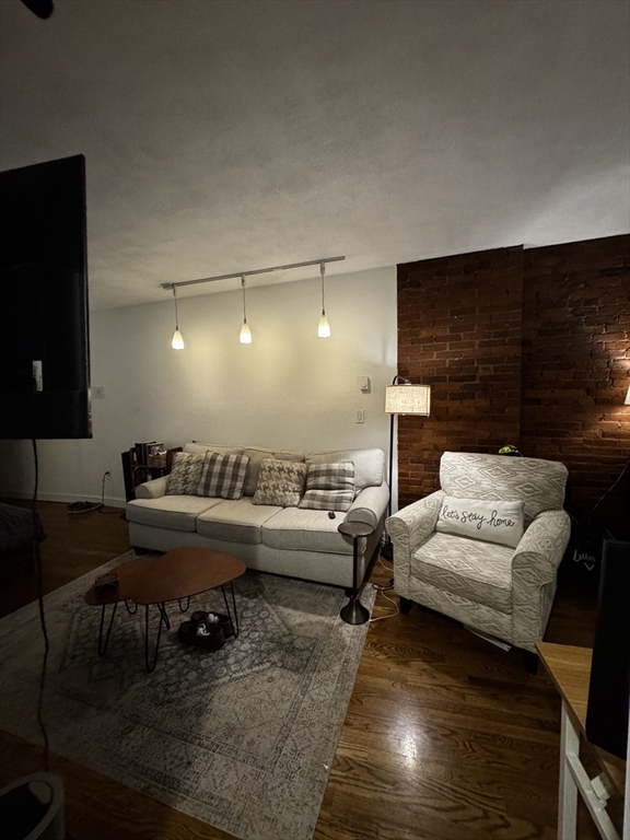 8 Battery Street, Unit 6 Boston, MA 02109 - Photo 10 of 19