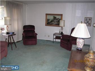 831 Rhodes Avenue Rydal, PA 19046 - Photo 1 of 6 Bedroom