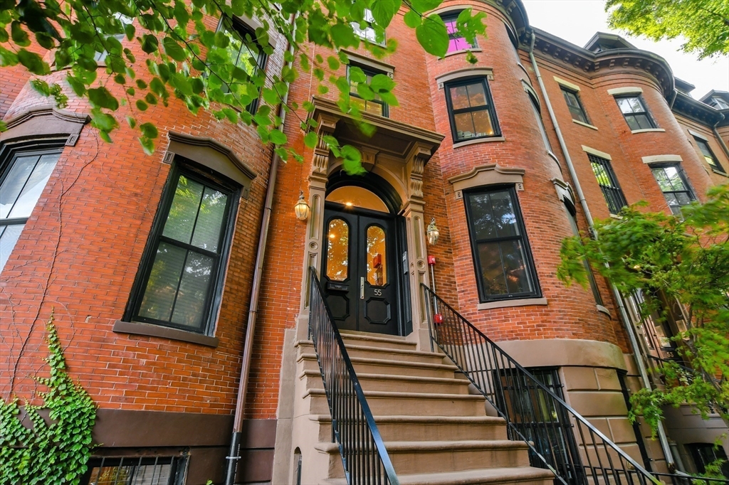 55 East Springfield Street, Unit 4 Boston, MA 02118 - Photo 4 of 16 an outdoor view of a building