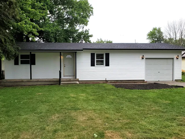 $187,500 | 218 West Allen Street, Kentland, IN 47951
