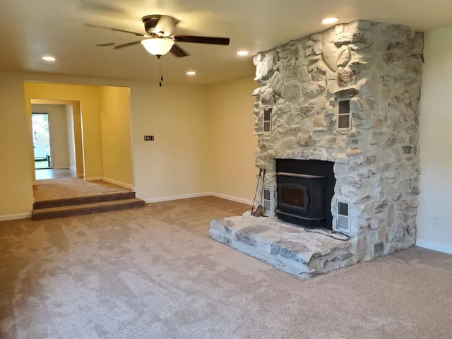 $187,500 | 218 West Allen Street, Kentland, IN 47951