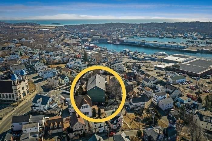 14 R Spring Street, Unit 3 Gloucester, MA 01930 - Photo 13 of 14