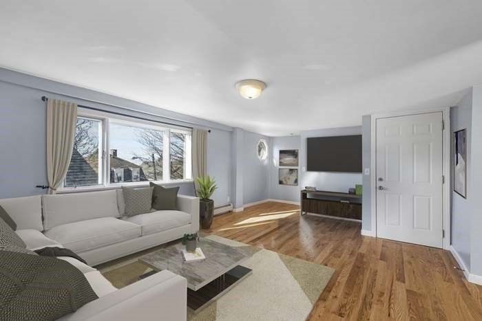 14 R Spring Street, Unit 3 Gloucester, MA 01930 - Photo 3 of 14