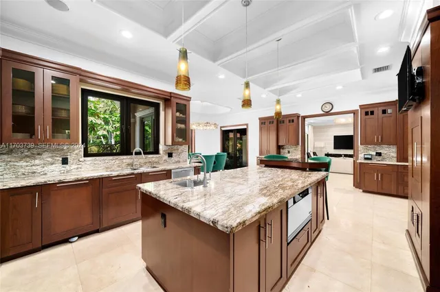 $6,800,000 | 5935 Moss Ranch Road, Pinecrest, FL 33156