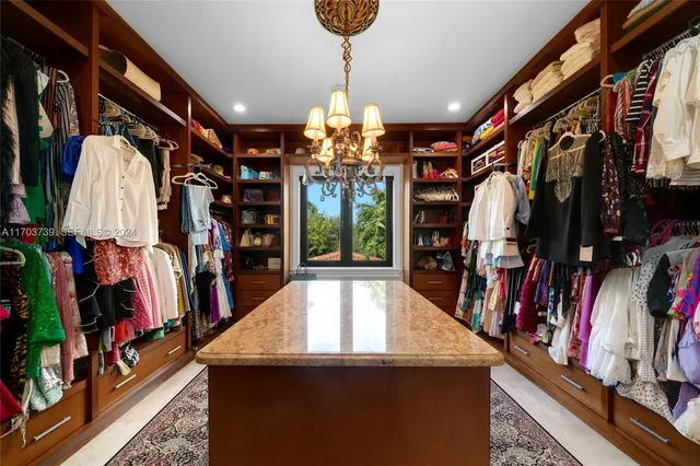 $6,800,000 | 5935 Moss Ranch Road, Pinecrest, FL 33156