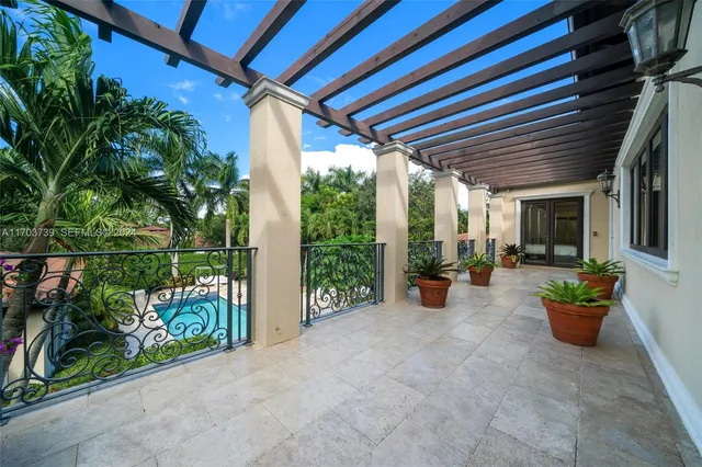 $6,800,000 | 5935 Moss Ranch Road, Pinecrest, FL 33156