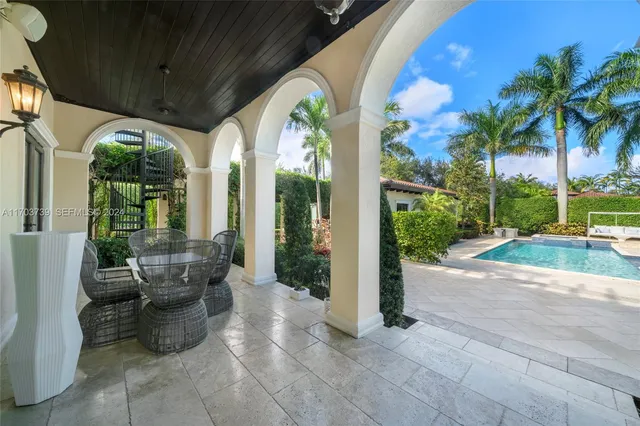 $6,800,000 | 5935 Moss Ranch Road, Pinecrest, FL 33156