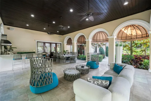 $6,800,000 | 5935 Moss Ranch Road, Pinecrest, FL 33156