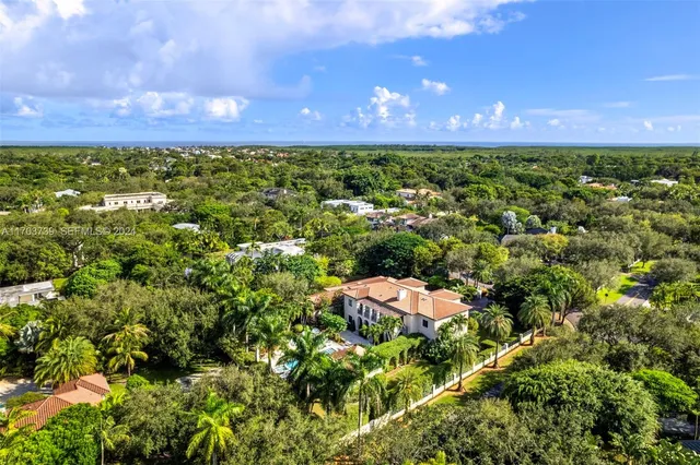 $6,800,000 | 5935 Moss Ranch Road, Pinecrest, FL 33156