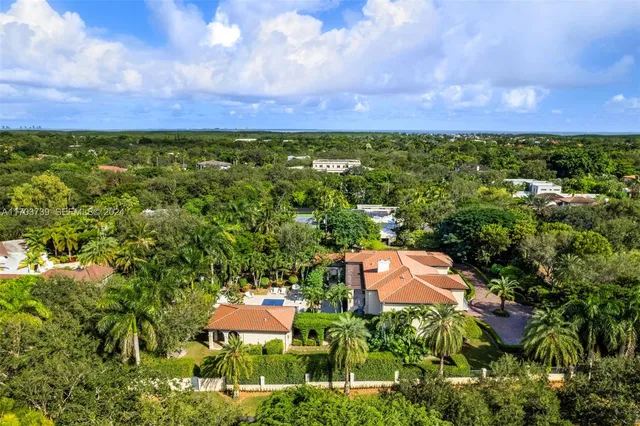 $6,800,000 | 5935 Moss Ranch Road, Pinecrest, FL 33156
