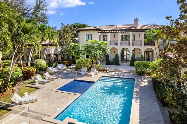 $6,800,000 | 5935 Moss Ranch Road, Pinecrest, FL 33156