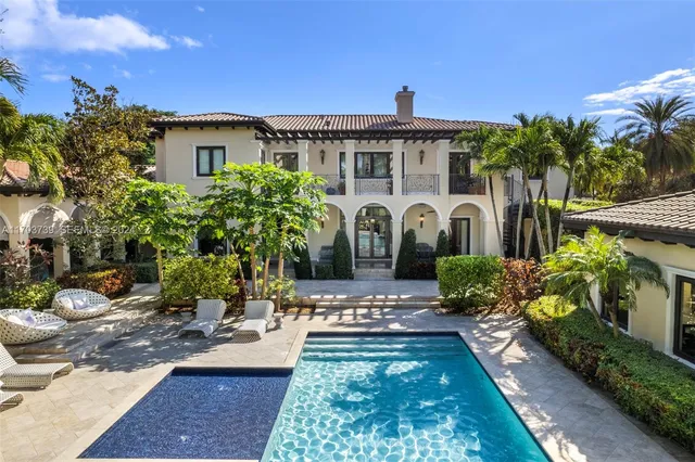 $6,800,000 | 5935 Moss Ranch Road, Pinecrest, FL 33156