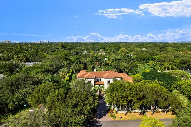 $6,800,000 | 5935 Moss Ranch Road, Pinecrest, FL 33156
