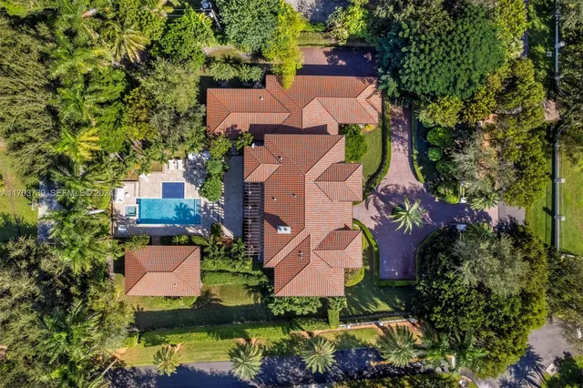 $6,800,000 | 5935 Moss Ranch Road, Pinecrest, FL 33156