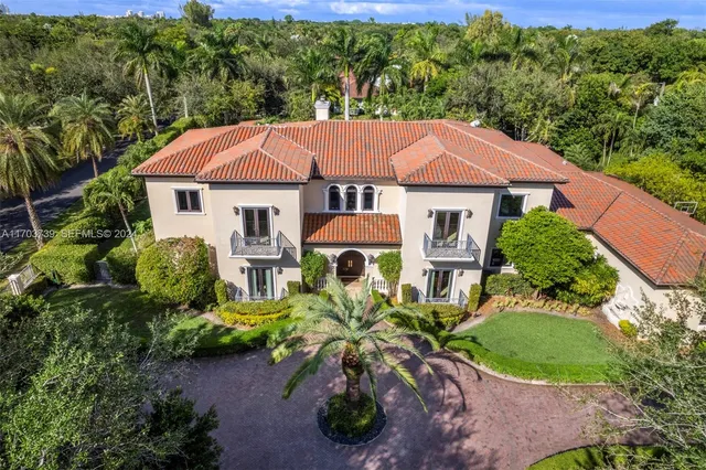 $6,800,000 | 5935 Moss Ranch Road, Pinecrest, FL 33156