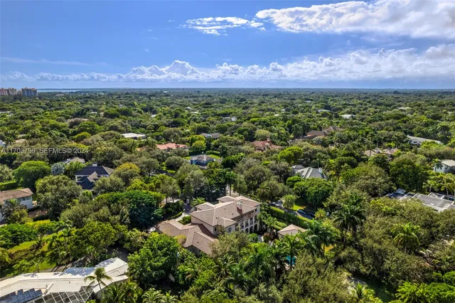 $6,800,000 | 5935 Moss Ranch Road, Pinecrest, FL 33156