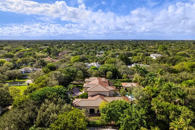 $6,800,000 | 5935 Moss Ranch Road, Pinecrest, FL 33156