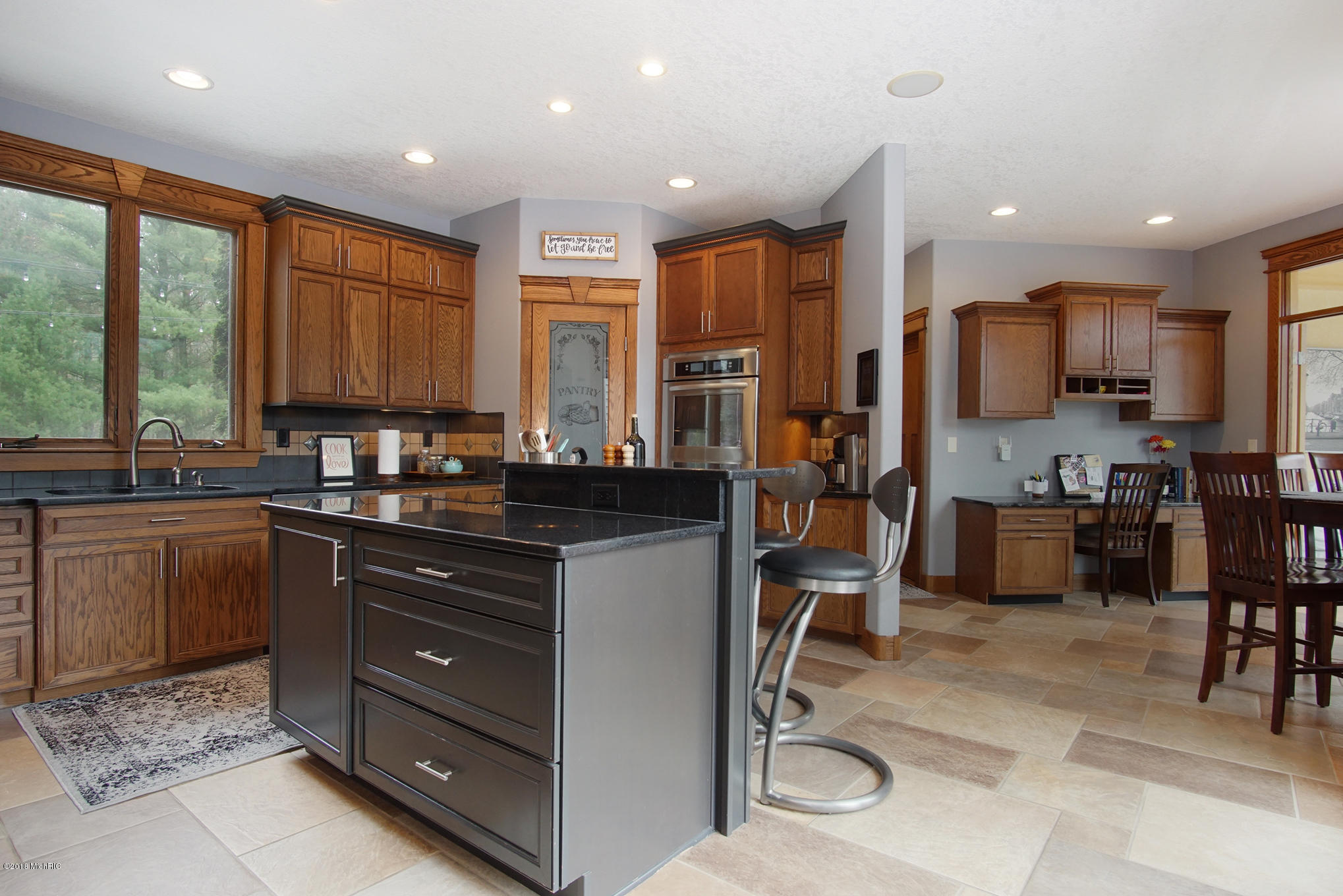 1077 West Tyler Road Muskegon, MI 49445 - Photo 5 of 98 DSC06495