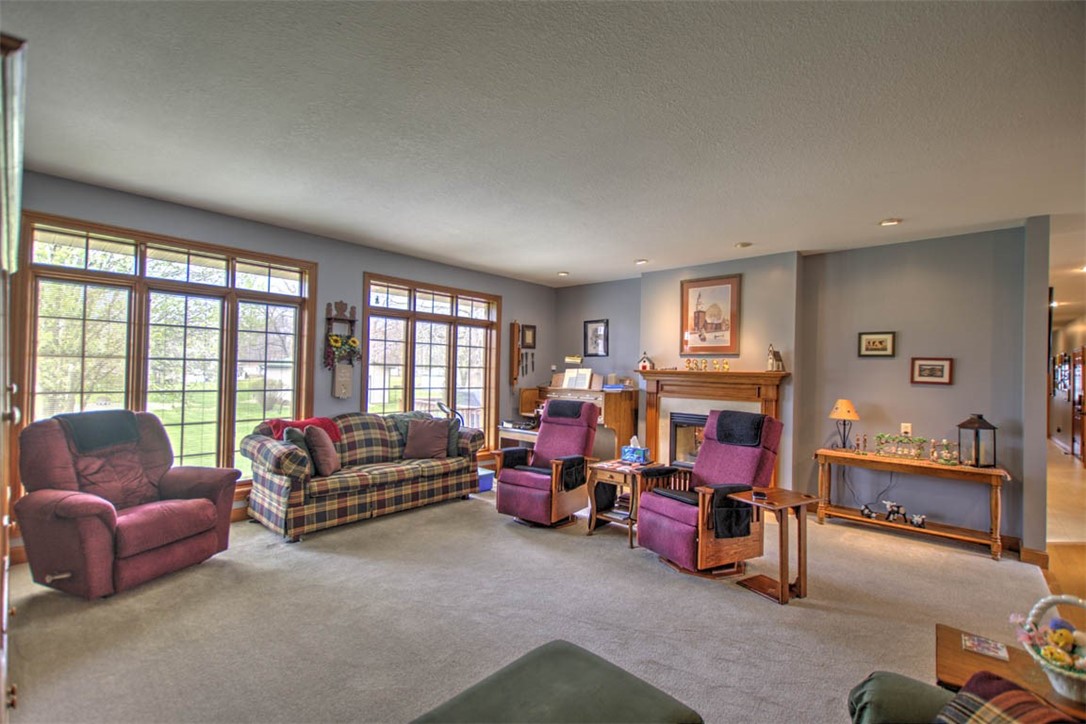 2731 South Taylor Road Decatur, IL 62521 - Photo 9 of 37