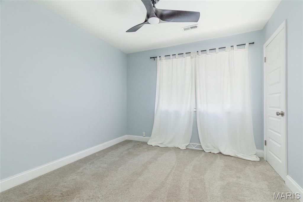 12204 Robyn Road St. Louis, MO 63127 - Photo 28 of 48 Gallery Image 28