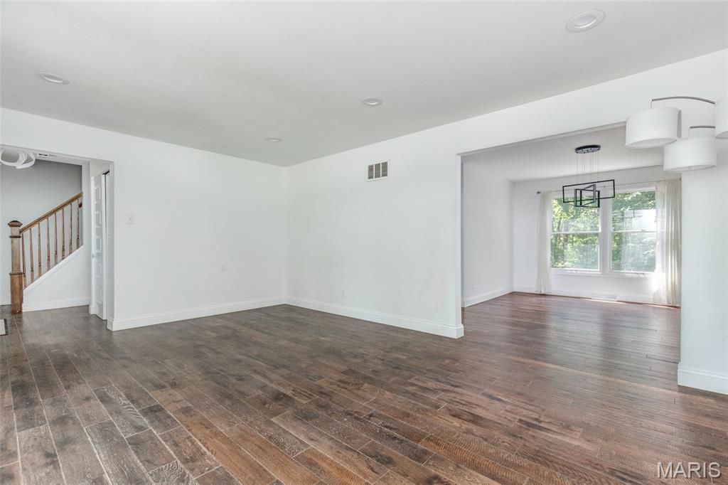 12204 Robyn Road St. Louis, MO 63127 - Photo 8 of 48 Gallery Image 8