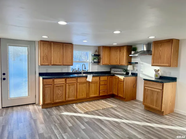 $145,000 | 106 East Beeson Street, Joy, IL 61260