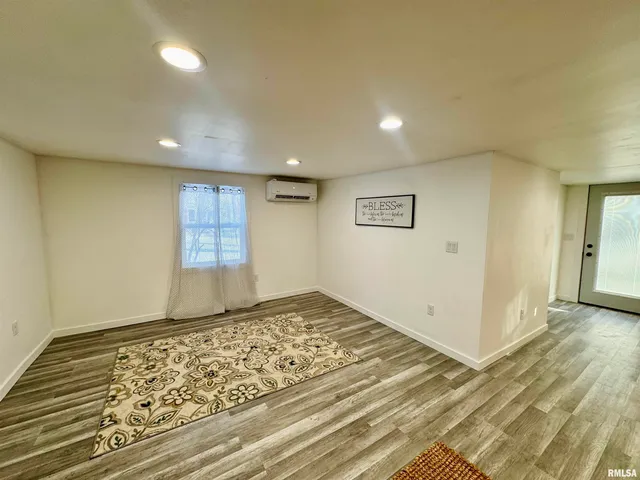 $145,000 | 106 East Beeson Street, Joy, IL 61260