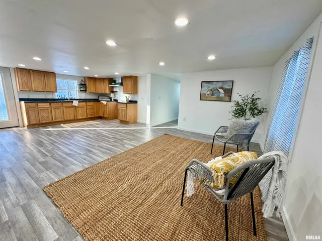 $145,000 | 106 East Beeson Street, Joy, IL 61260