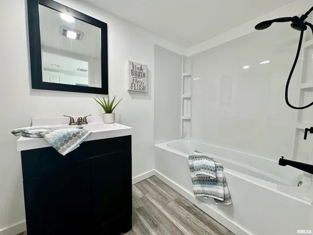 $145,000 | 106 East Beeson Street, Joy, IL 61260