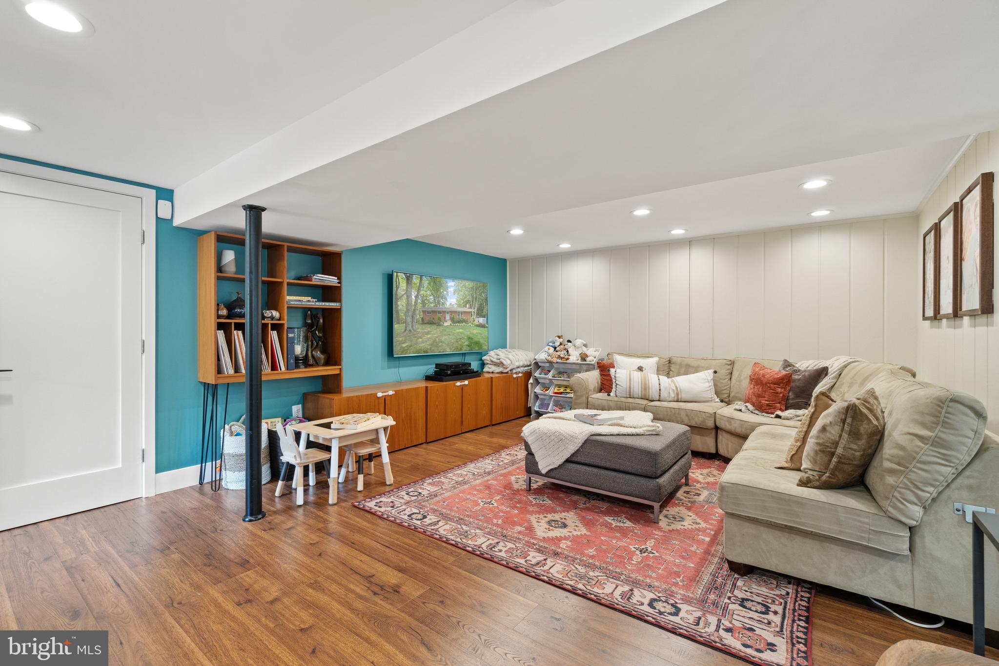 3332 Ellis Court Falls Church, VA 22042 - Photo 21 of 37 Basement Living Room