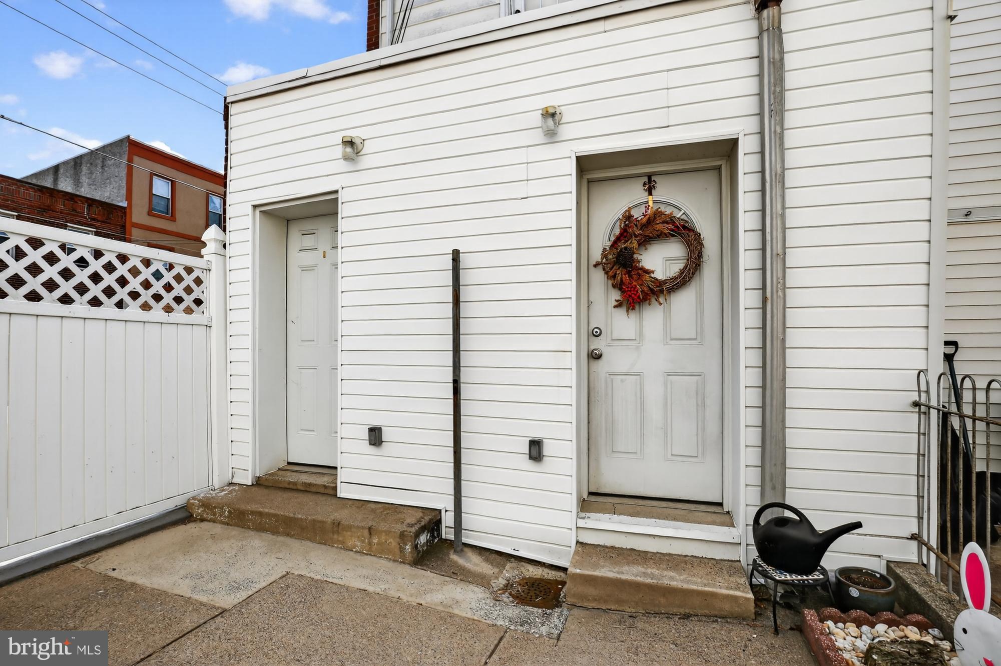 2641 East Madison Street Philadelphia, PA 19134 - Photo 16 of 17 Entry to 2nd Floor Unit & Shared Patio Access
