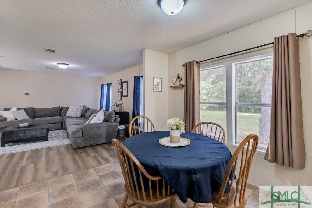 79 Smiley Loop Road Riceboro, GA 31323 - Photo 8 of 32 Gallery Image 8