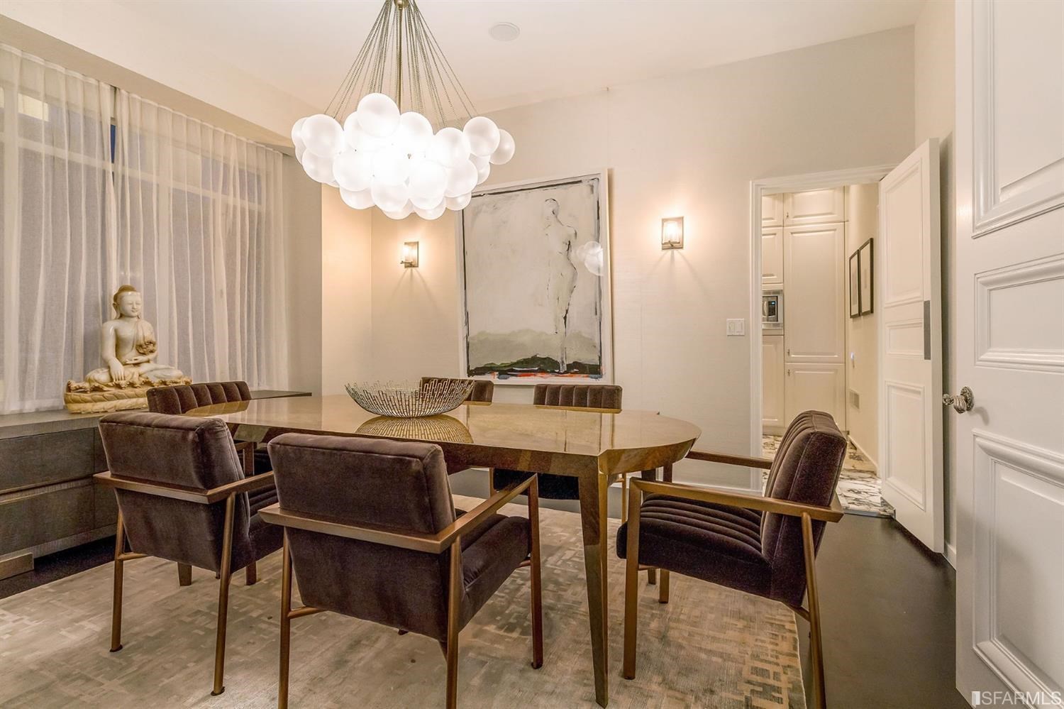 135 Sea Cliff Avenue San Francisco, CA 94121 - Photo 62 of 69 a view of a livingroom with furniture and window