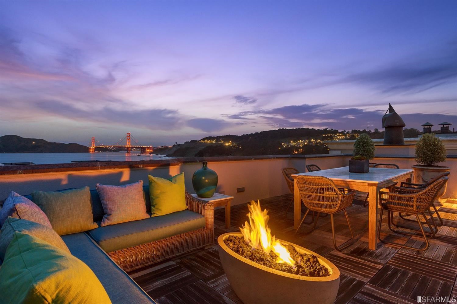 135 Sea Cliff Avenue San Francisco, CA 94121 - Photo 66 of 69 an outdoor living with furniture and city view