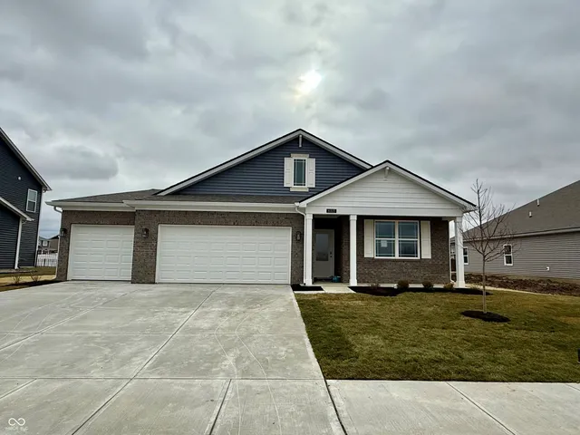 $369,565 | 6313 Flag, Whitestown, IN 46075