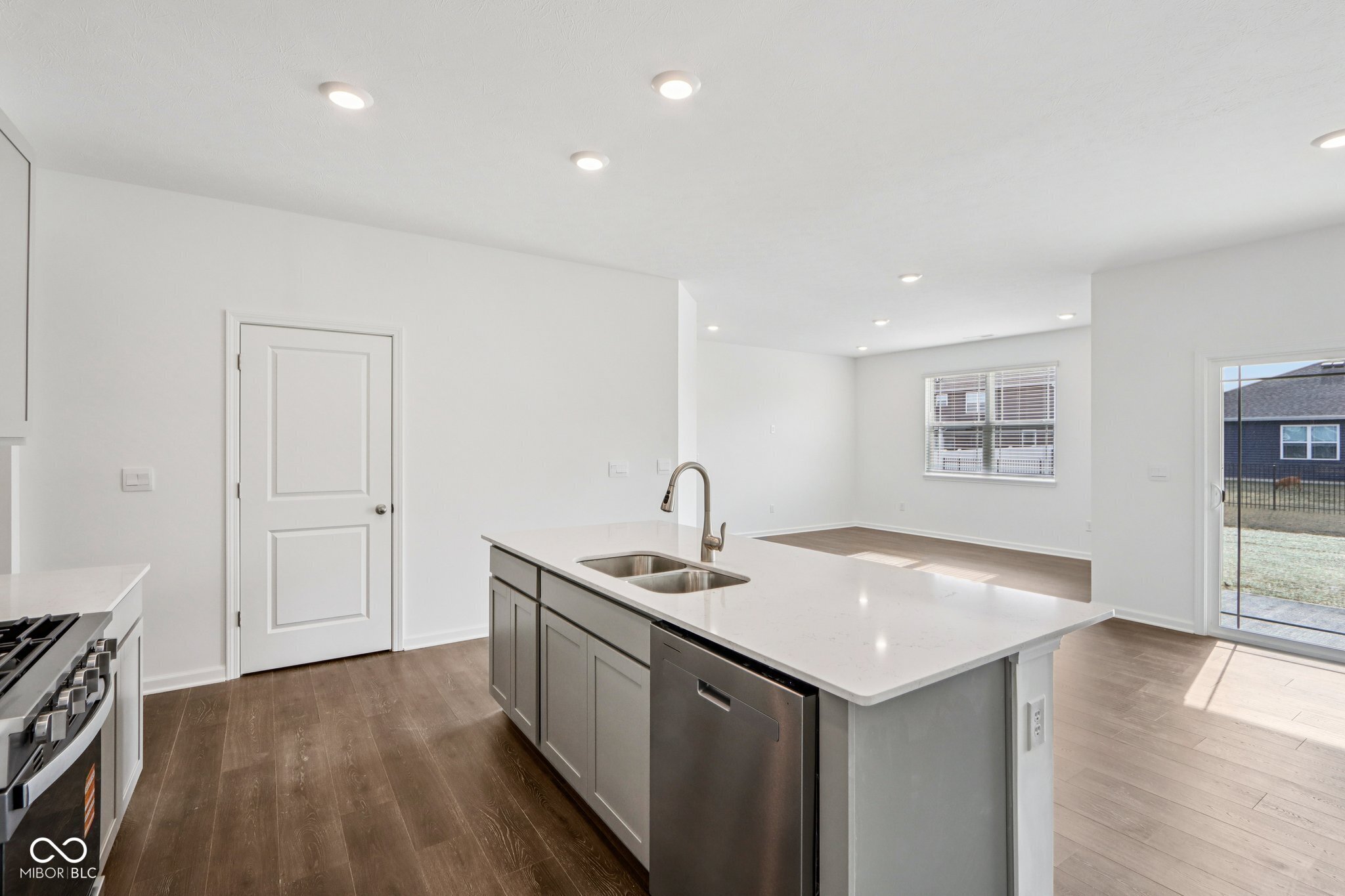 6313 Flag Whitestown, IN 46075 - Photo 13 of 34