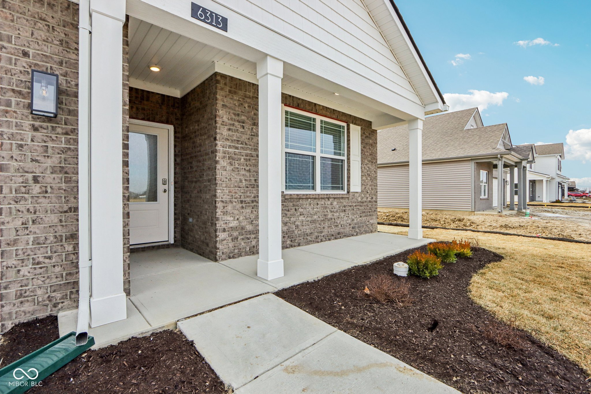 6313 Flag Whitestown, IN 46075 - Photo 4 of 34