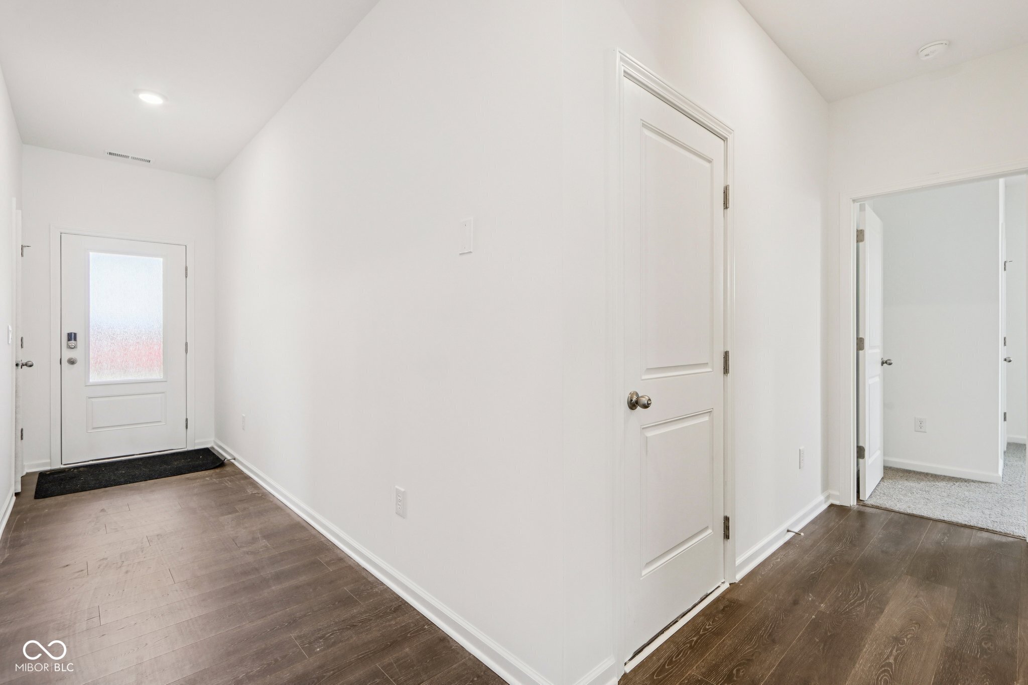 6313 Flag Whitestown, IN 46075 - Photo 5 of 34