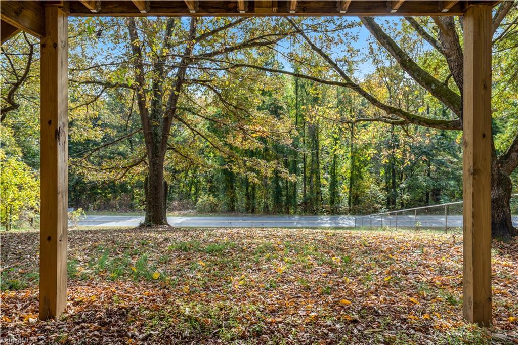 113 Foxdale Road King, NC 27021 - Photo 28 of 30 Gallery Image 28