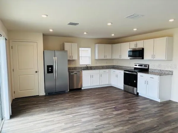 $2,000 | 1623 Indiana Loop, Sumterville, FL 33585