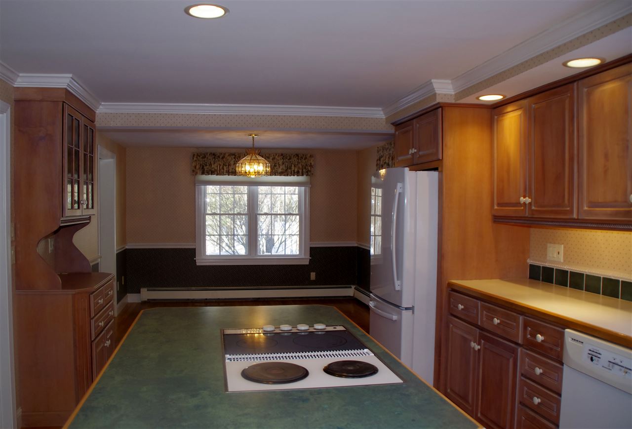 38 Woodridge Road Durham, NH 03824 - Photo 12 of 39