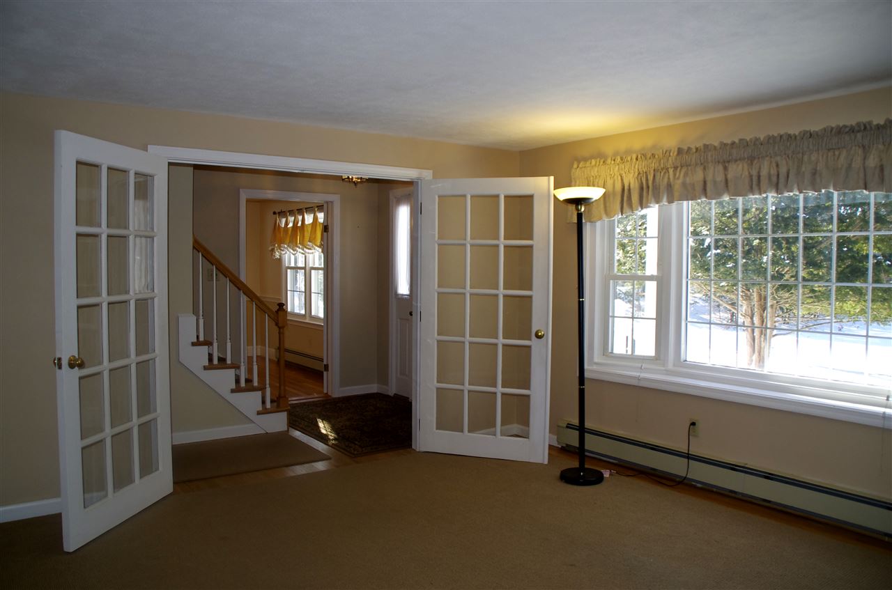 38 Woodridge Road Durham, NH 03824 - Photo 14 of 39