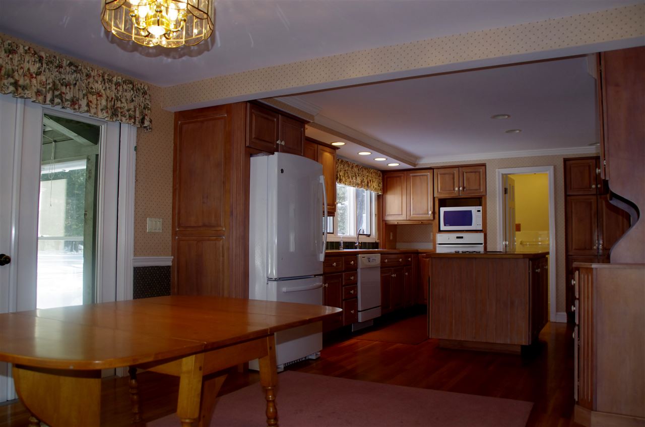 38 Woodridge Road Durham, NH 03824 - Photo 7 of 39