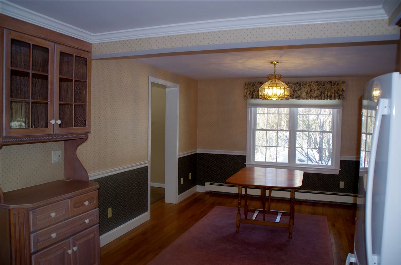 38 Woodridge Road Durham, NH 03824 - Photo 9 of 39