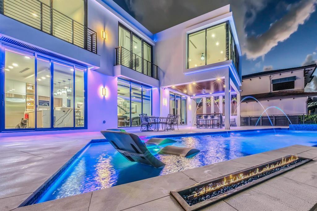 2581 Northeast 50th Street Lighthouse Point, FL 33064 - Photo 6 of 83 Photo 6